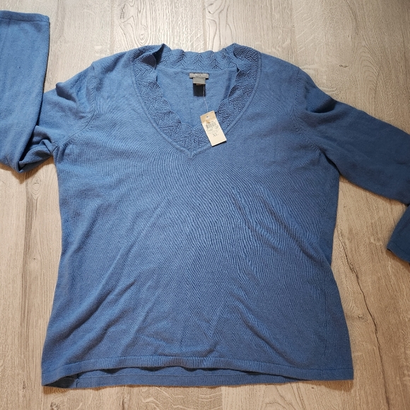 NWT Ann Taylor Blue Long Sleeve Sweater Size XL - Picture 1 of 7